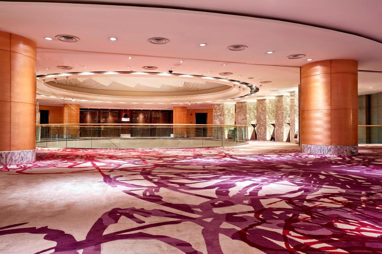 Hotel The Westin Kuala Lumpur Esterno foto The lobby of the hotel